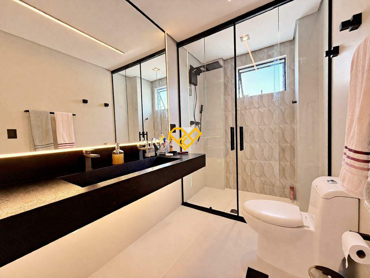 Apartamento à venda no Gonzaga: Wc suíte 1 - master