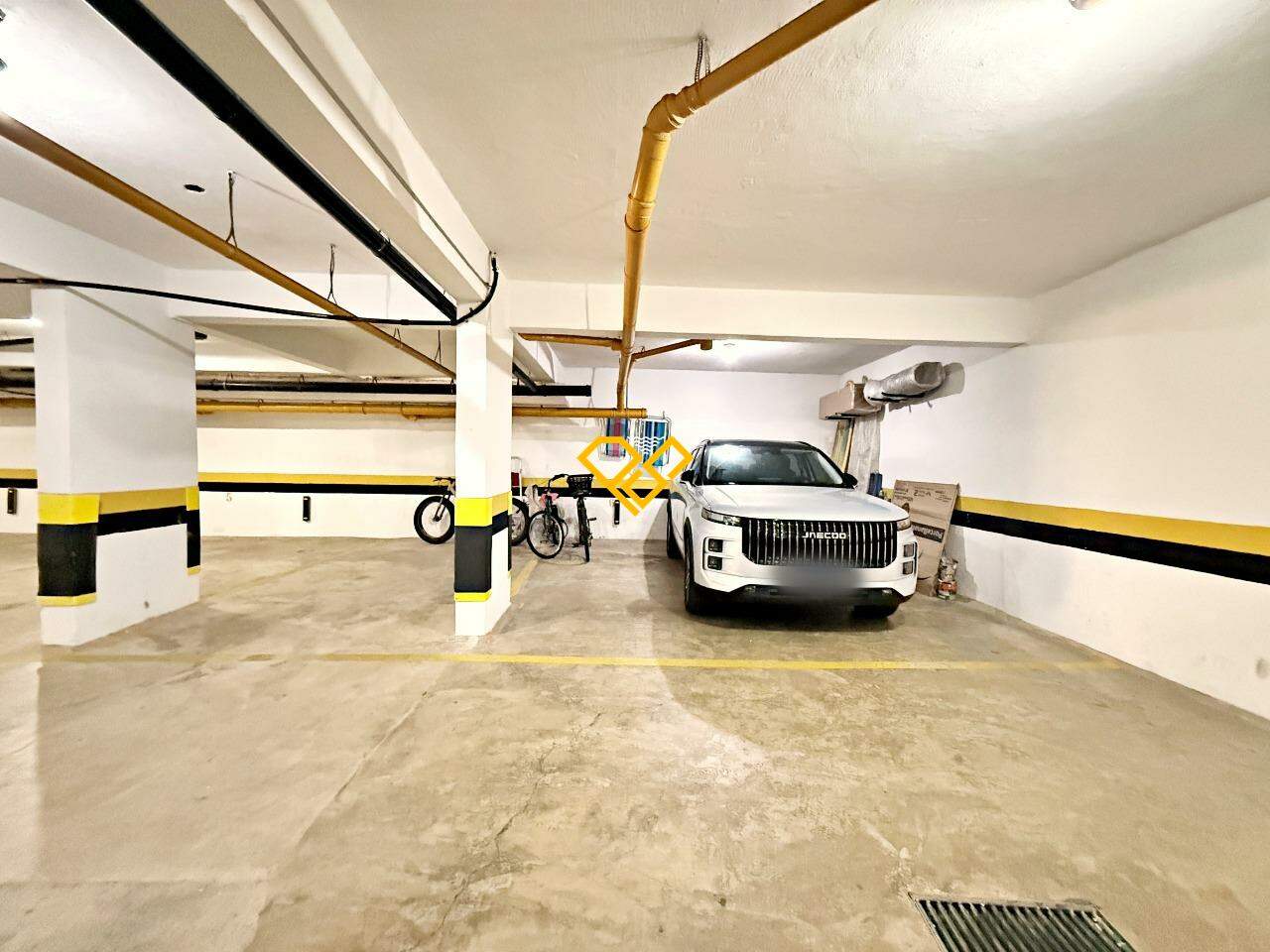 Apartamento à venda no Gonzaga: Garagem