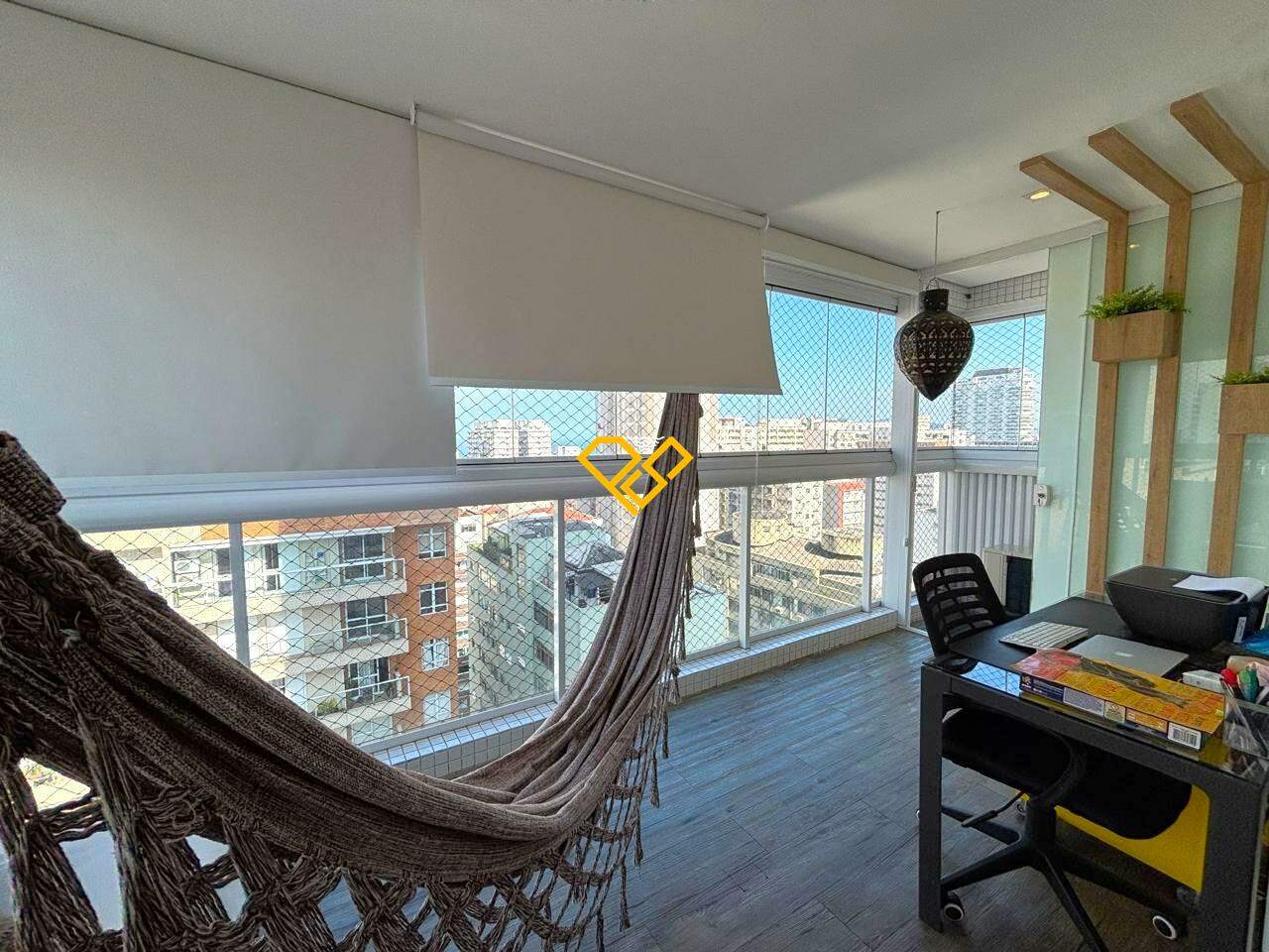 Apartamento à venda no Gonzaga: Varanda