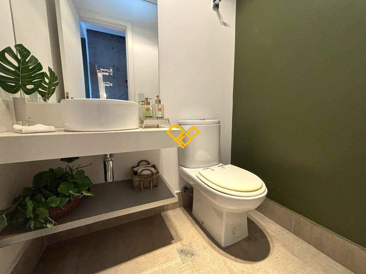 Apartamento à venda no Gonzaga: Lavabo