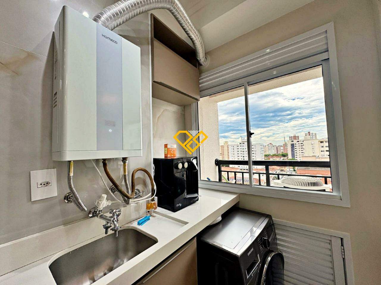 Apartamento à venda no Marapé: Área de serviço