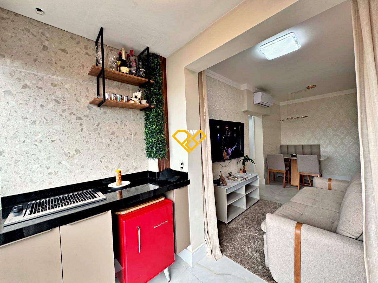 Apartamento à venda no Marapé: Varanda e sala