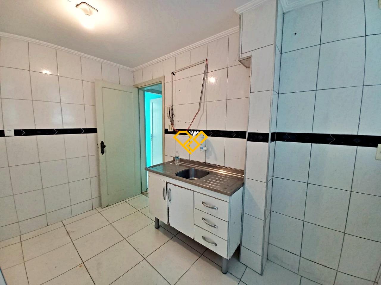Apartamento à venda no Gonzaga: Cozinha