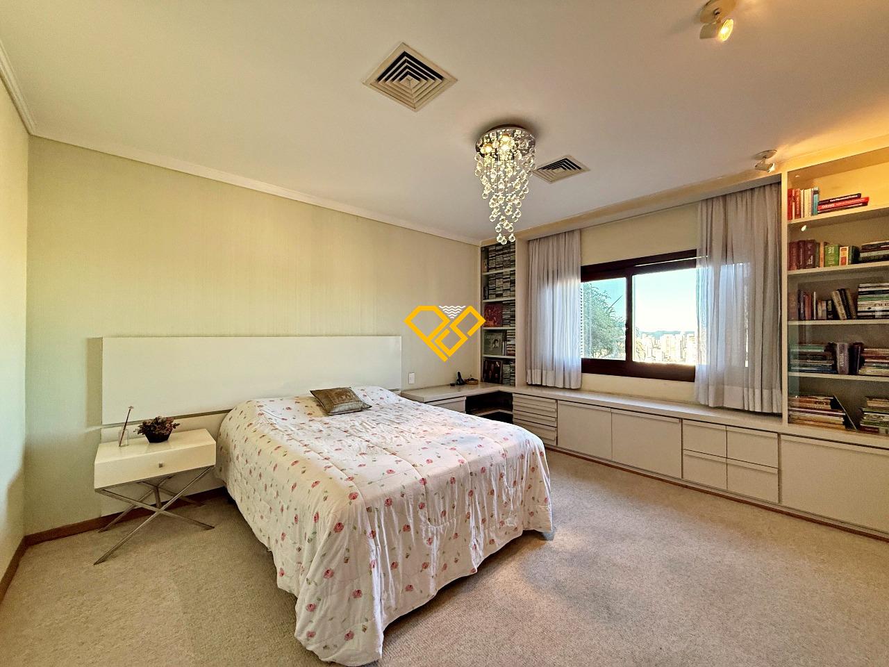 Casa à venda no Santa Terezinha: Dormitório 1 - suíte