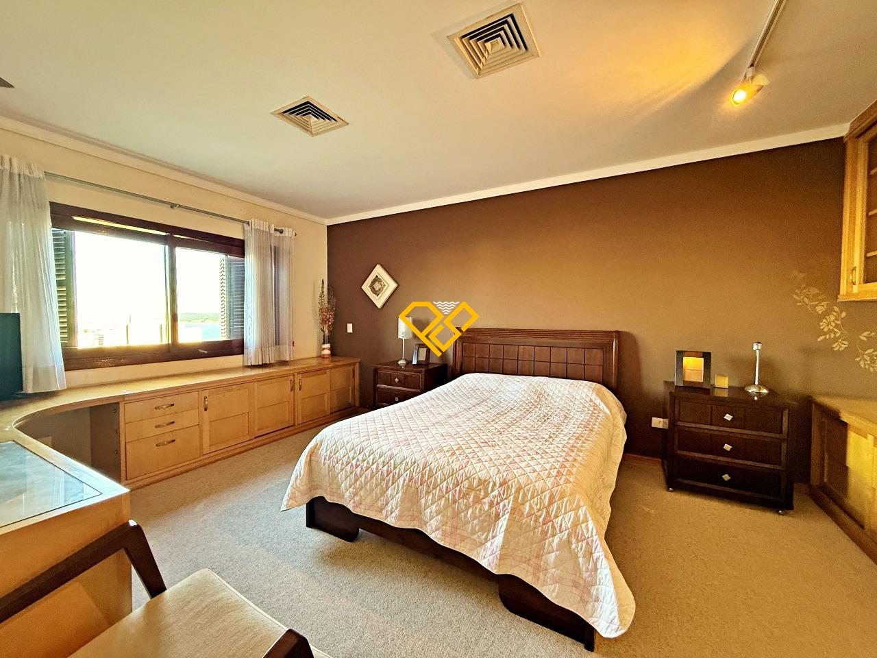 Casa à venda no Santa Terezinha: Dormitório 3 - suíte