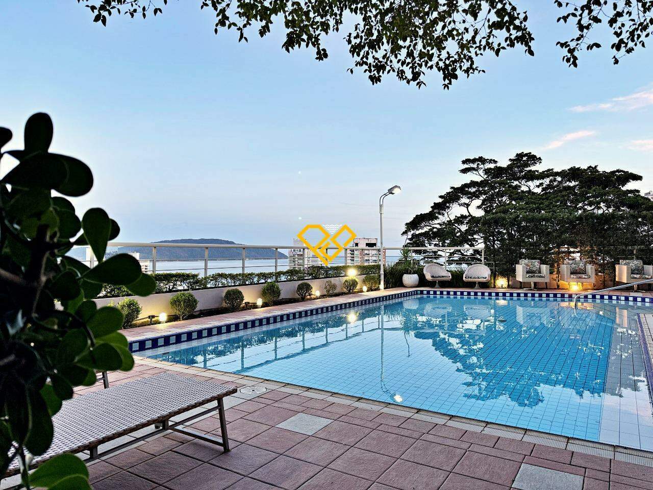 Casa à venda no Santa Terezinha: Piscina