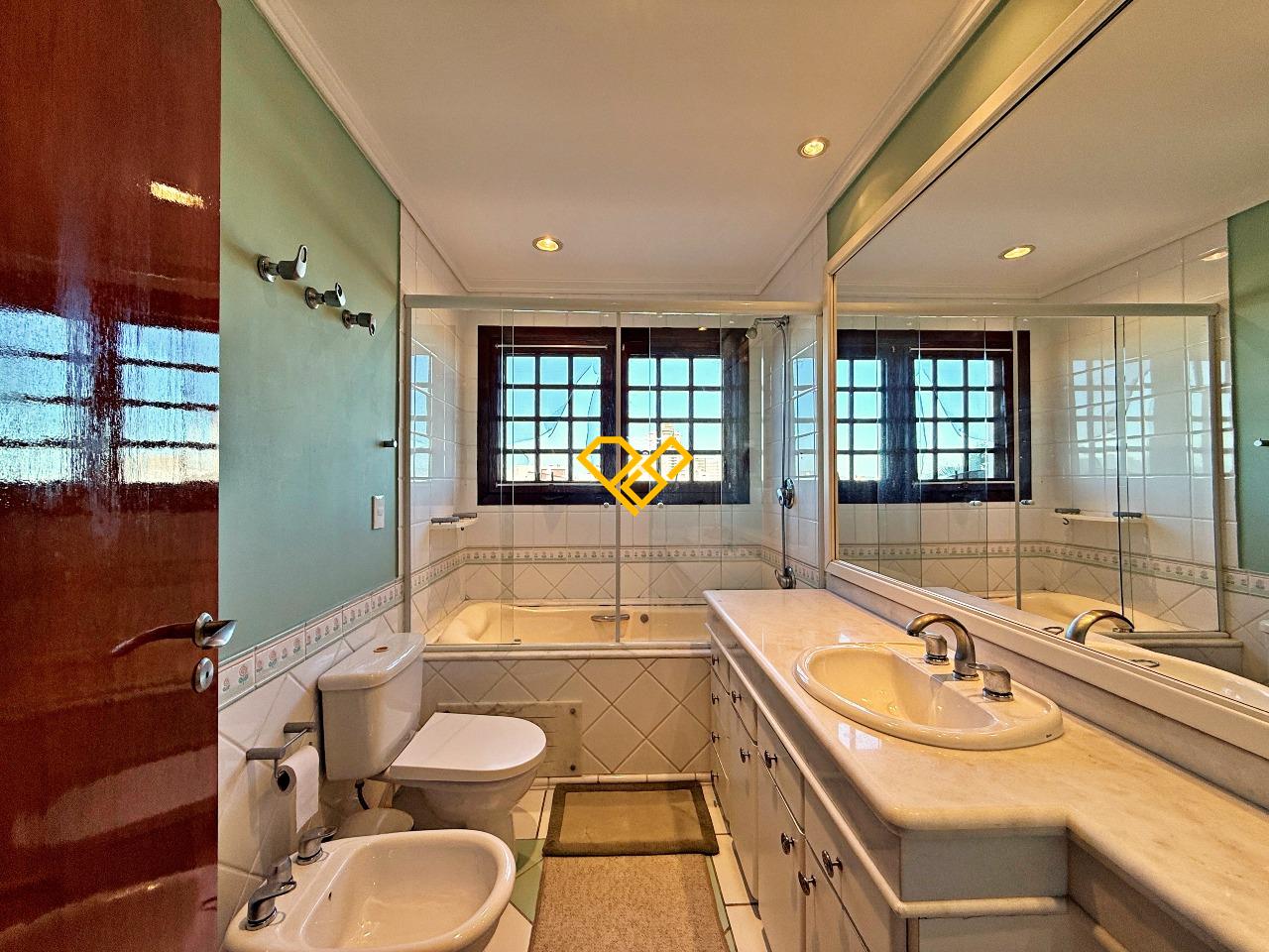 Casa à venda no Santa Terezinha: WC Dormitório 1 