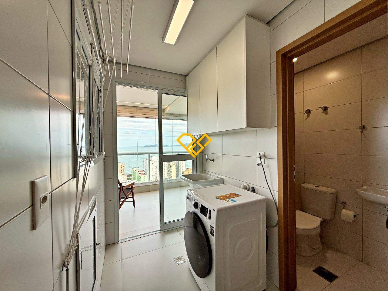 Apartamento à venda no Aparecida: Área de serviço