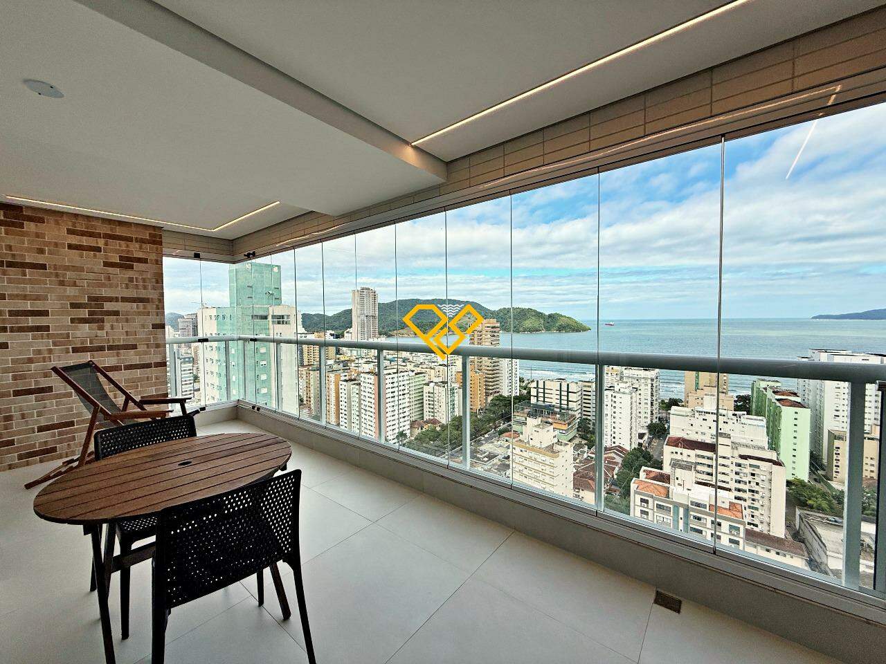 Apartamento à venda no Aparecida: Varanda