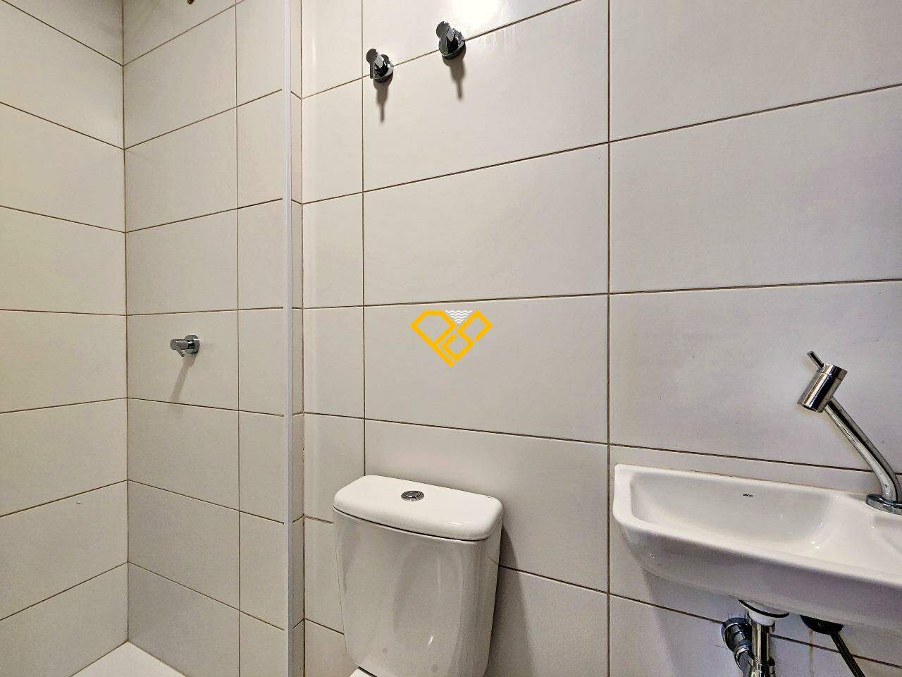 Apartamento à venda no Aparecida: Wc de serviço