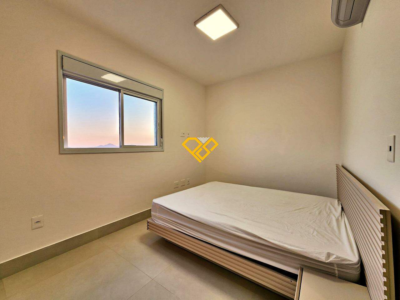 Apartamento à venda no Aparecida: Suíte 1