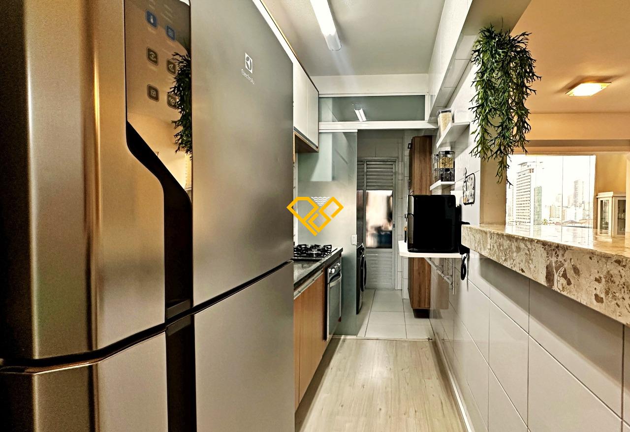 Apartamento à venda no Encruzilhada: Cozinha