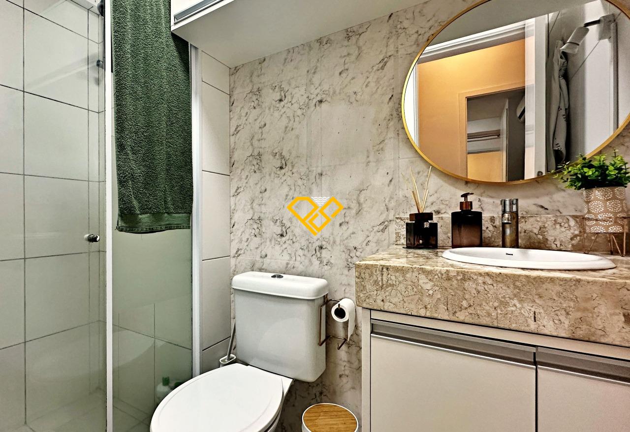 Apartamento à venda no Encruzilhada: Wc social