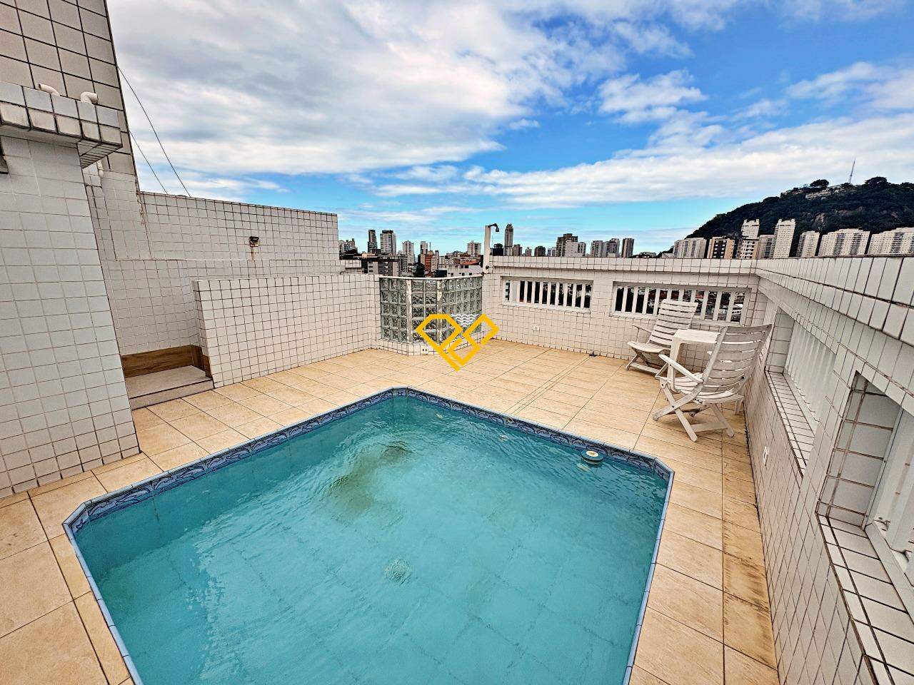 Cobertura à venda no Vila Belmiro: Piscina