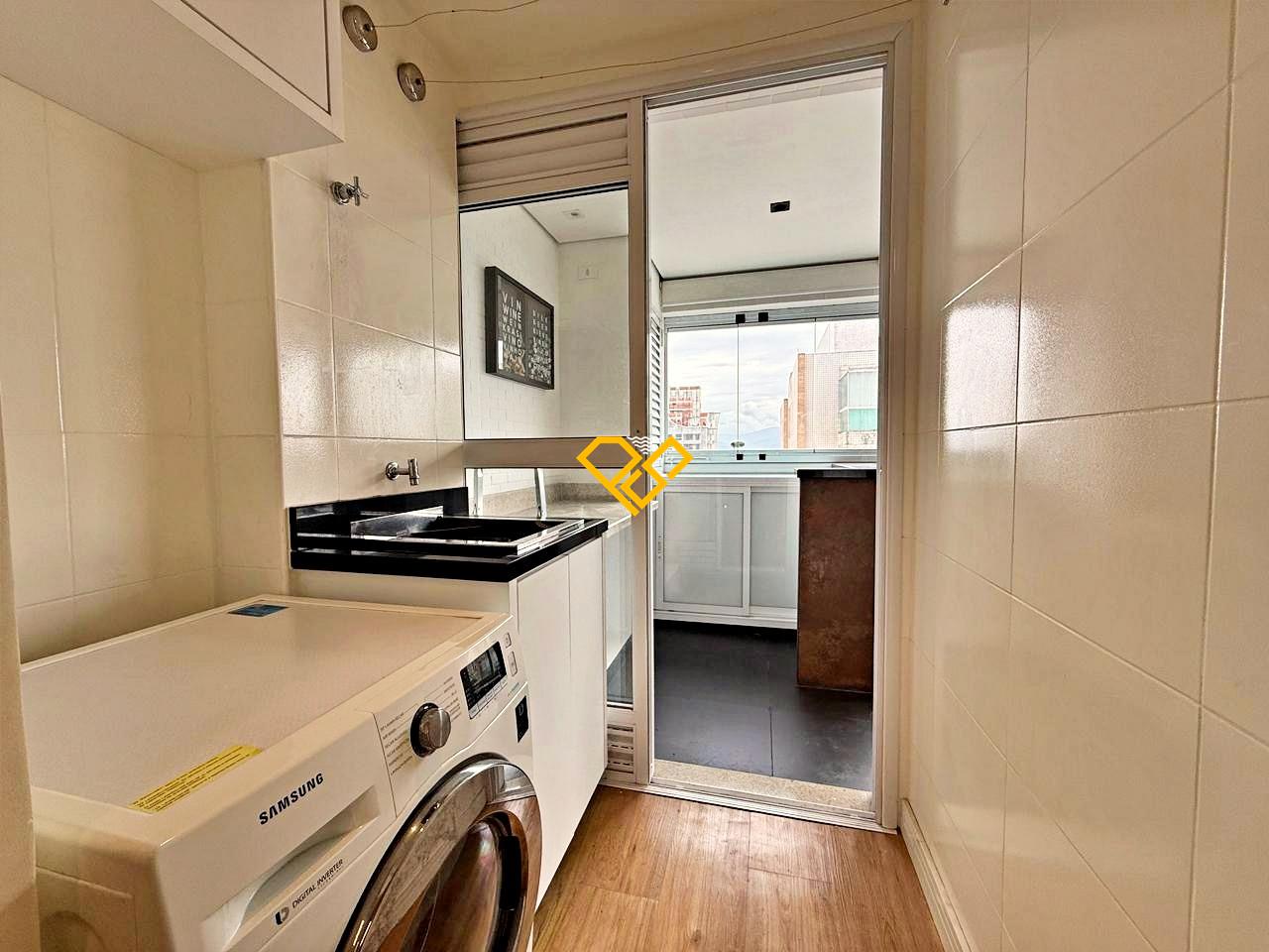 Apartamento para aluguel no Ponta da Praia: Área de serviço