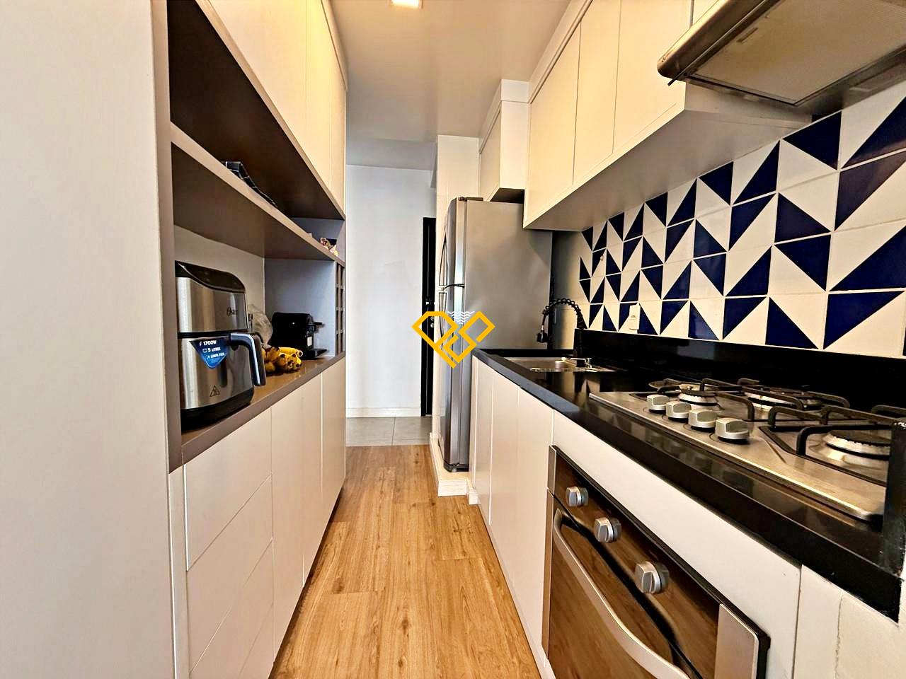 Apartamento para aluguel no Ponta da Praia: Cozinha