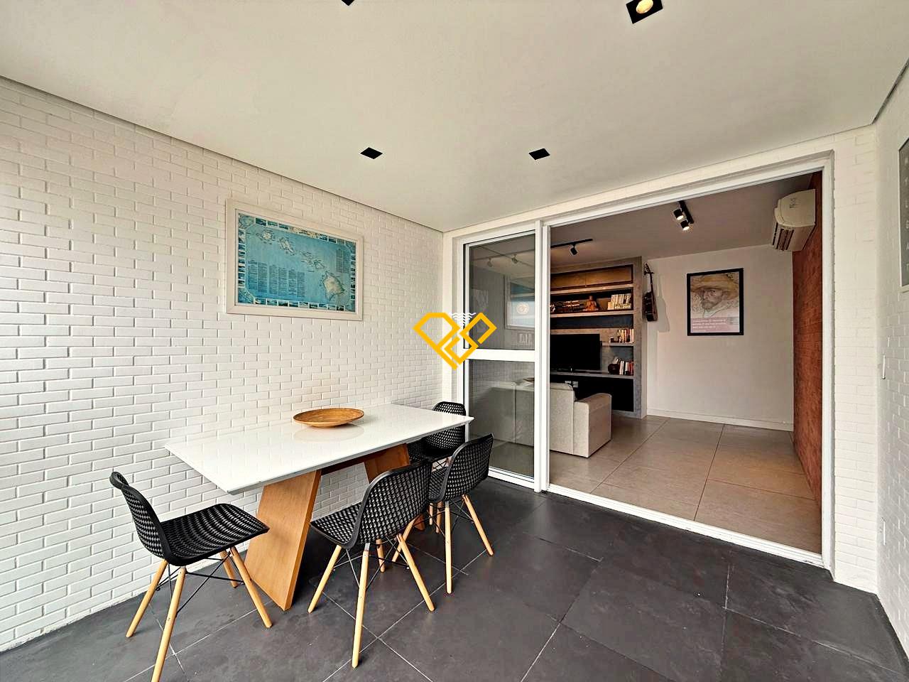 Apartamento para aluguel no Ponta da Praia: Varanda