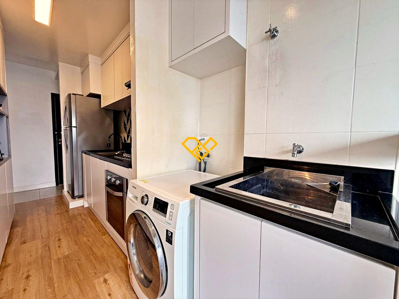 Apartamento para aluguel no Ponta da Praia: Área de serviço