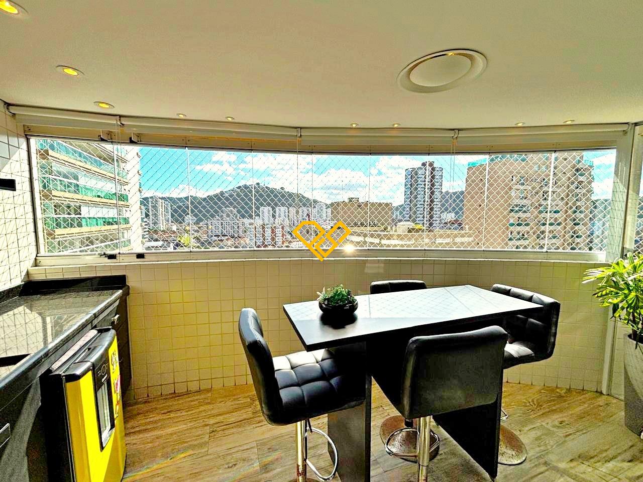 Apartamento à venda no Pompéia: Varanda