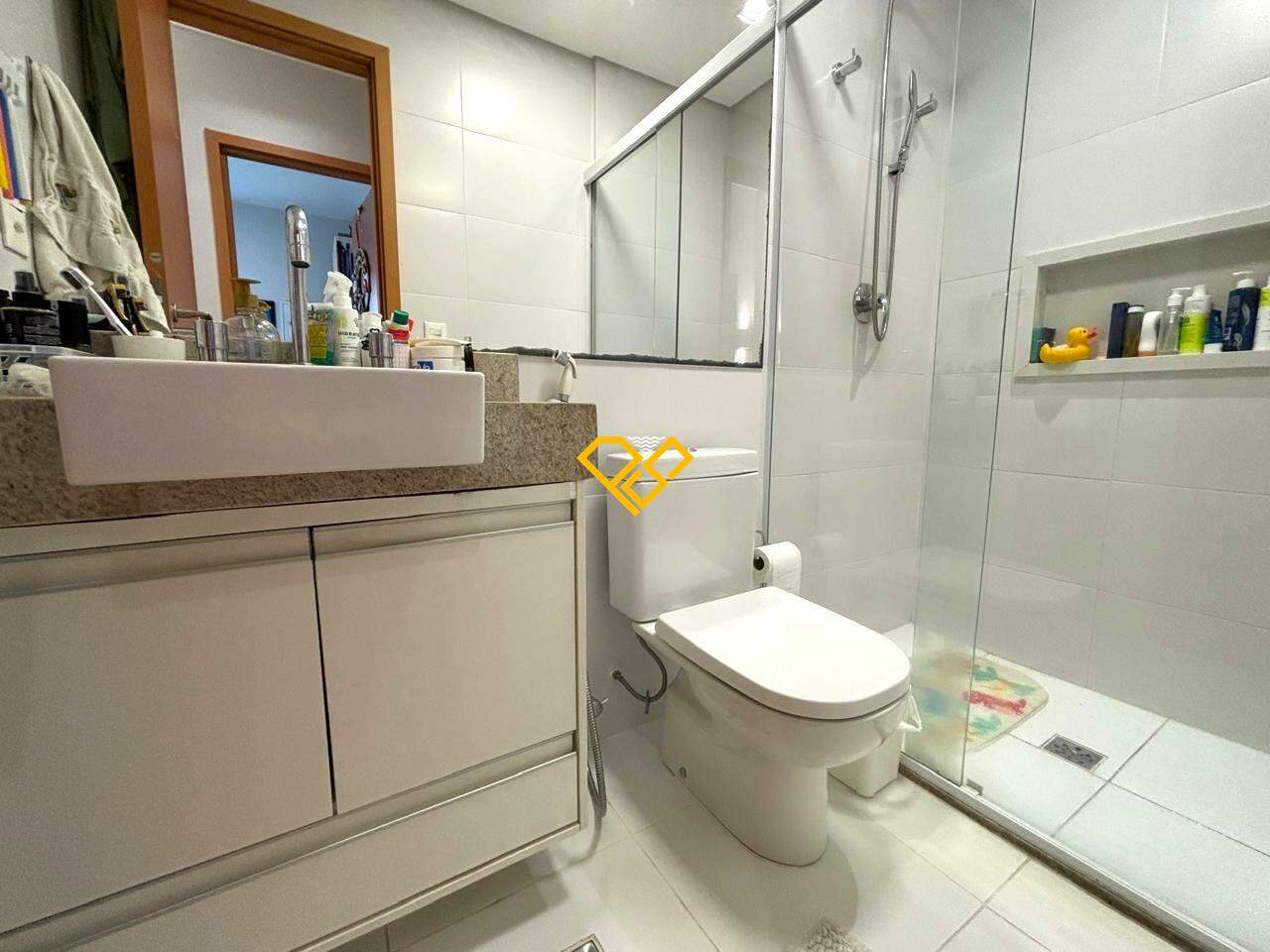 Apartamento à venda no Gonzaga: Wc social