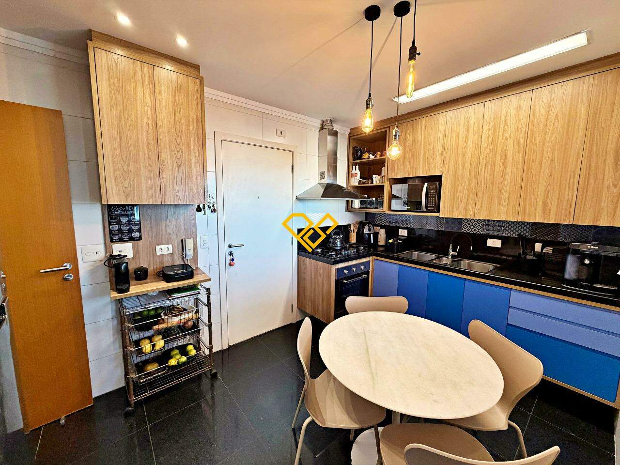 Apartamento à venda no Aparecida: Cozinha