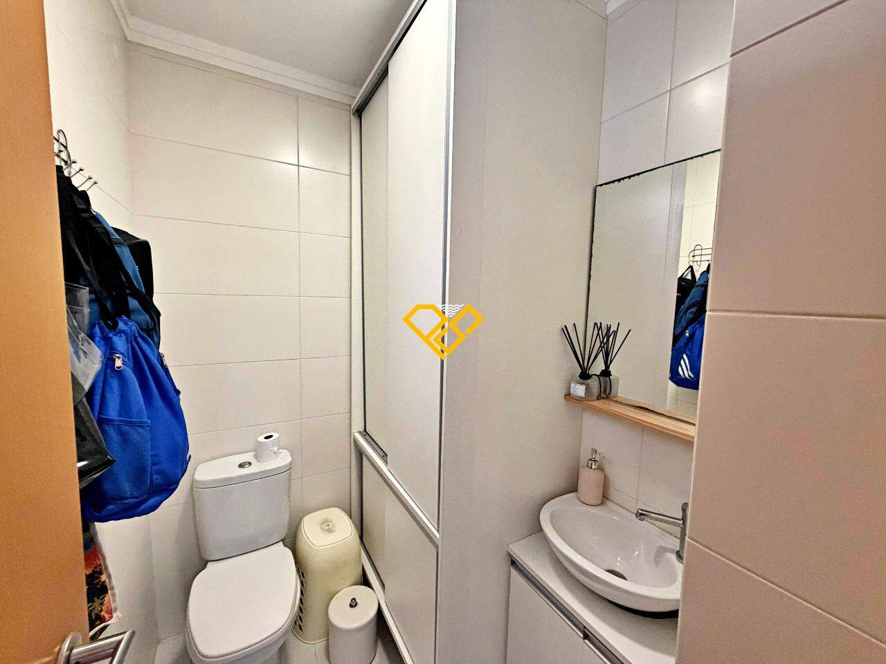 Apartamento à venda no Aparecida: Wc de serviço