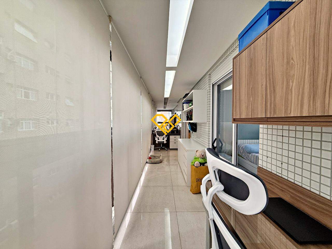 Apartamento à venda no Embaré: Varanda