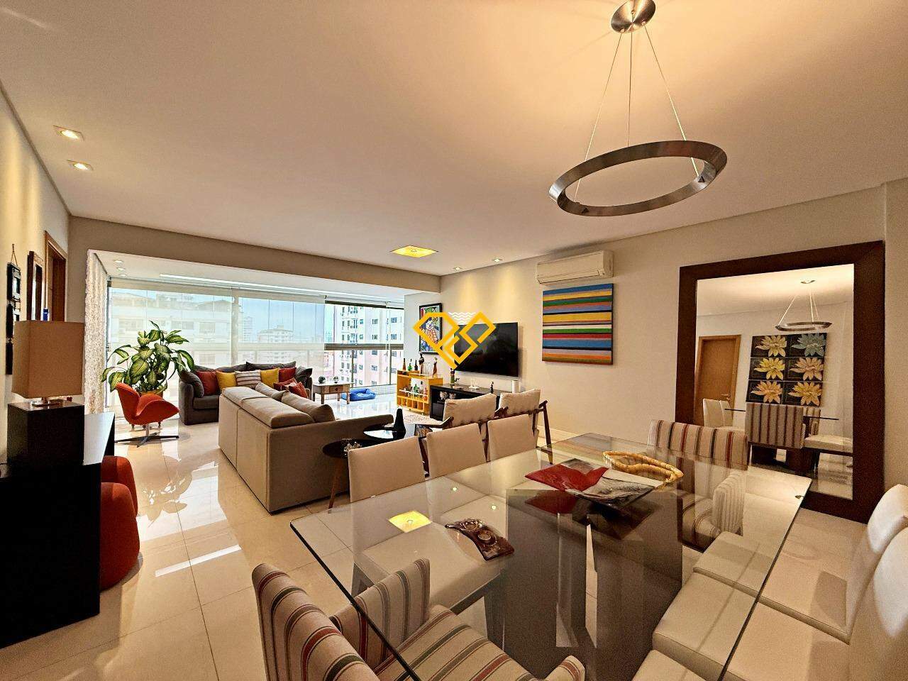 Apartamento à venda no Embaré: Sala