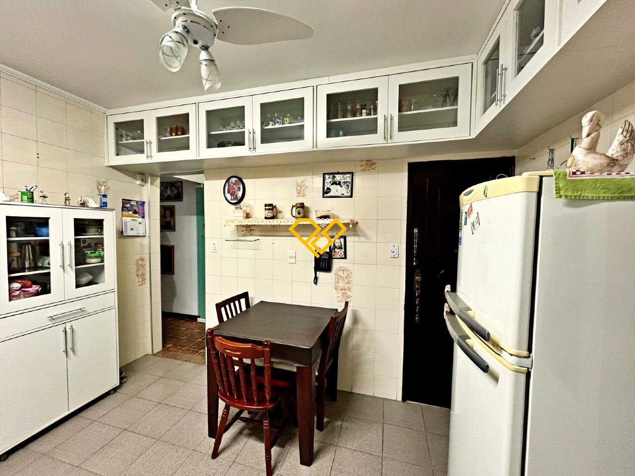 Apartamento à venda no Campo Grande: Cozinha