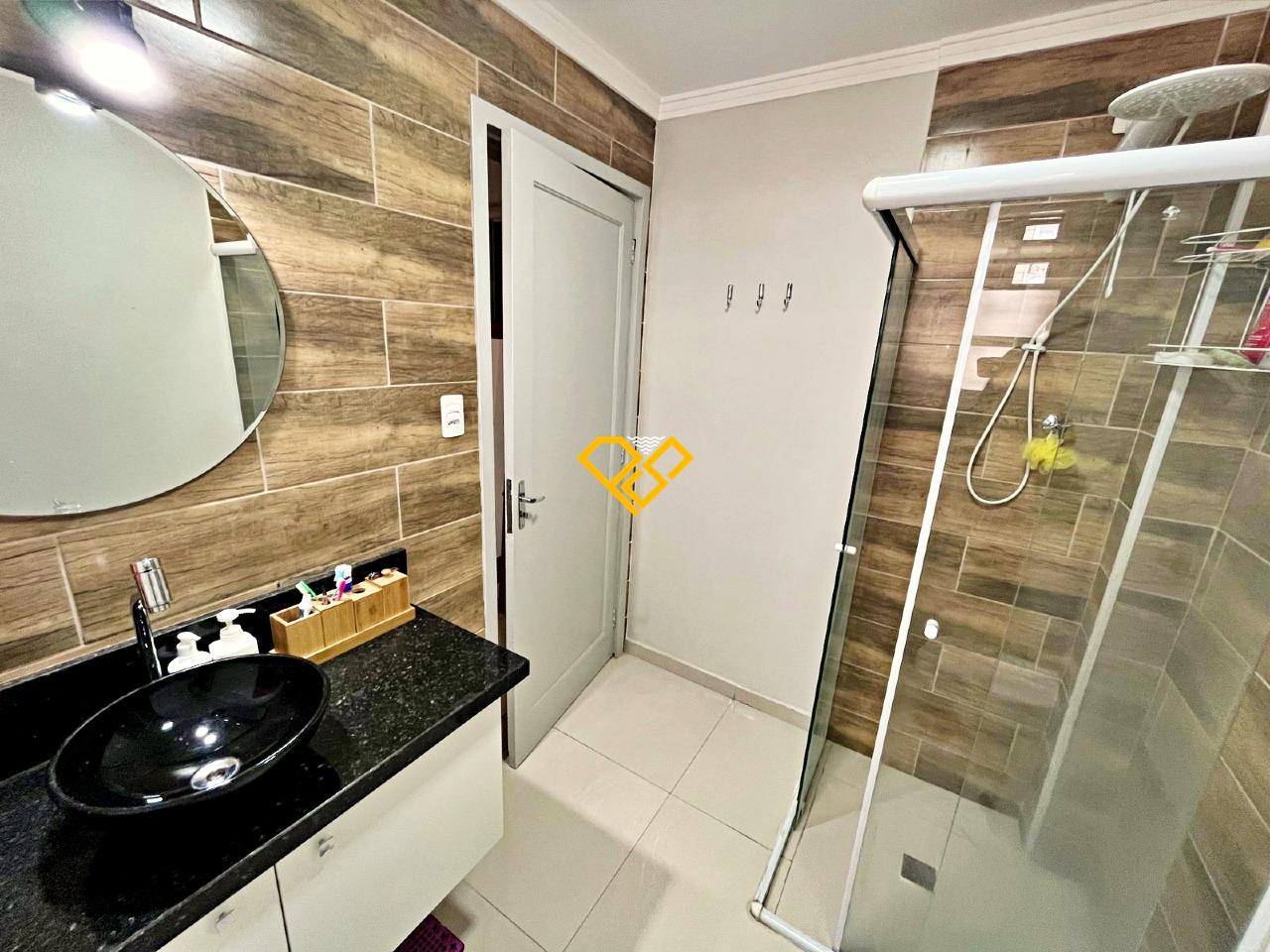 Apartamento à venda no Gonzaga: Wc social