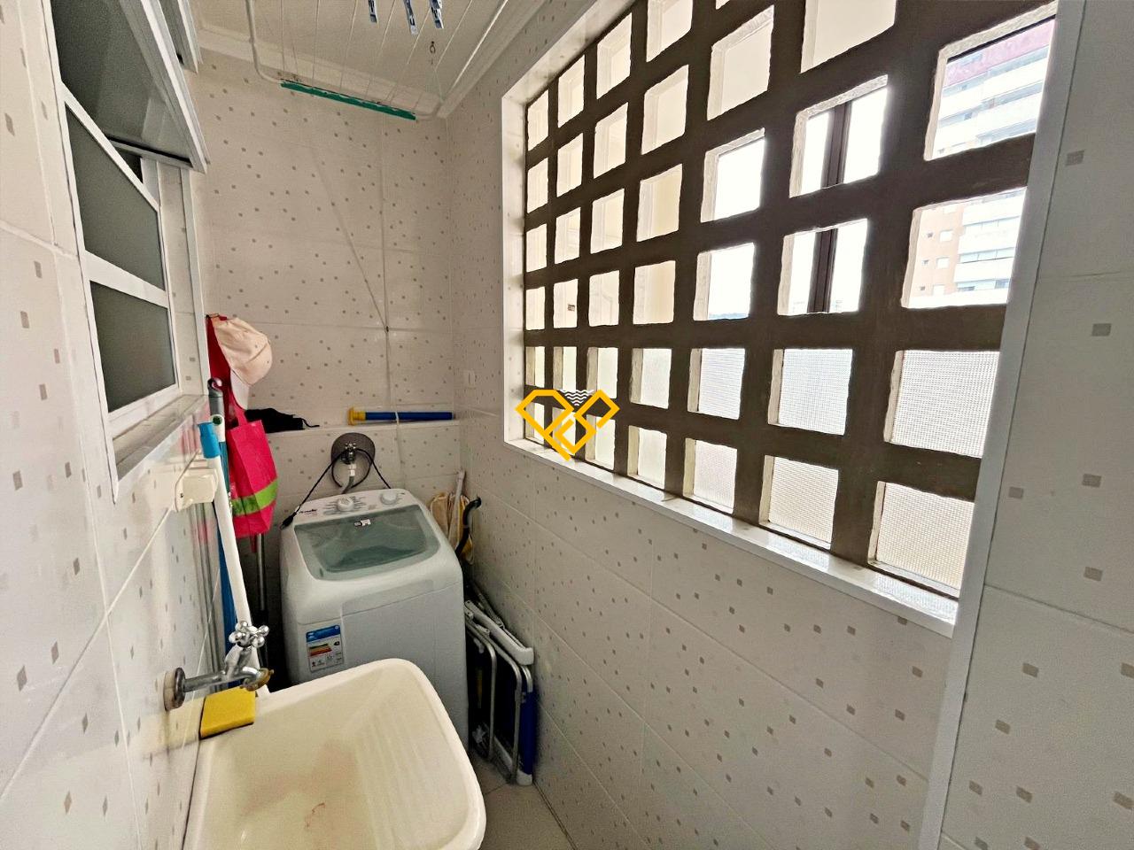 Apartamento à venda no Gonzaga: Área de serviço