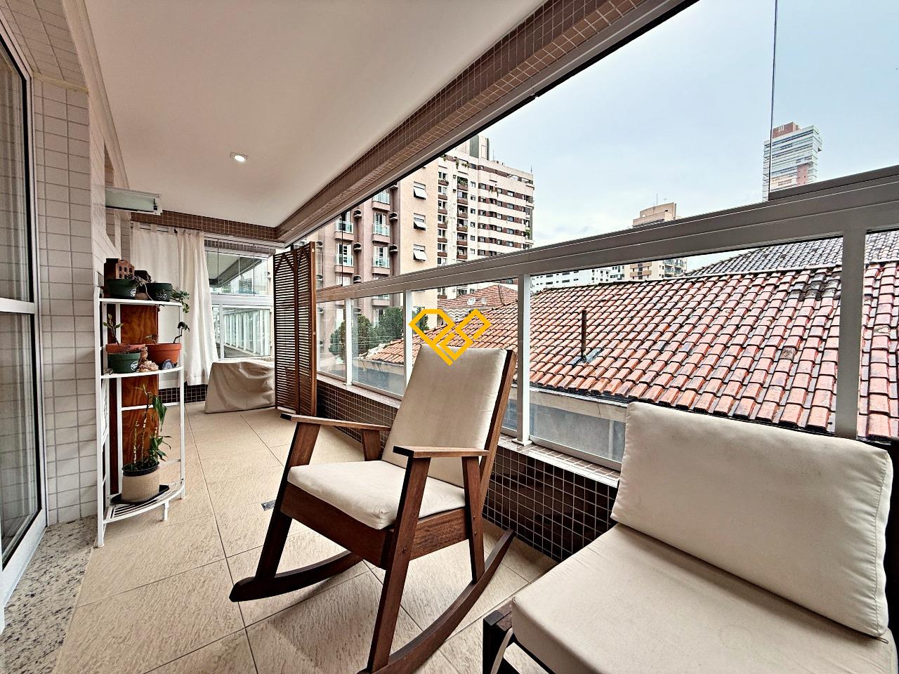 Apartamento à venda no Gonzaga: Varanda