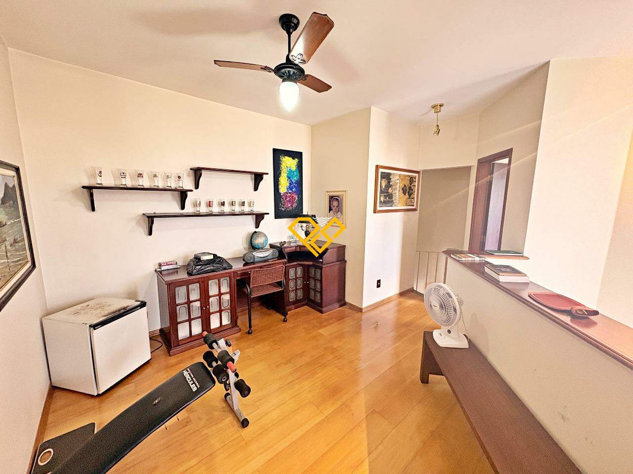 Apartamento Duplex para aluguel no Ponta da Praia: Sala 2º andar