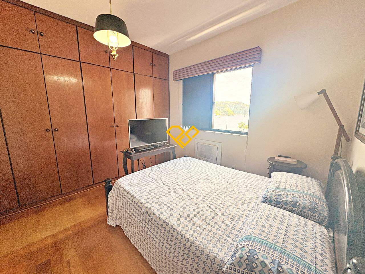 Apartamento Duplex para aluguel no Ponta da Praia: Dormitório - suíte