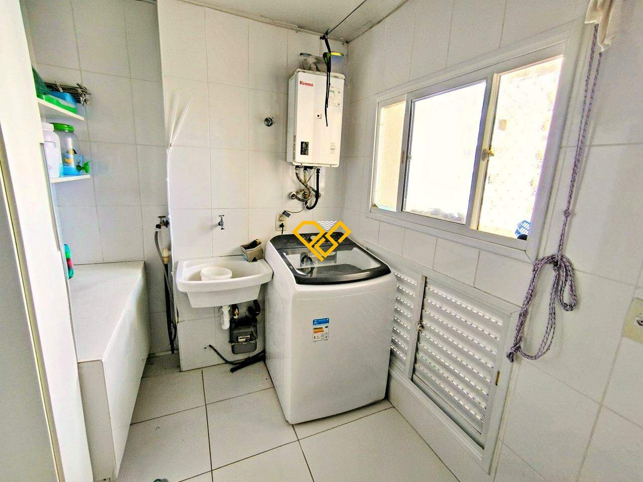 Apartamento à venda no Marapé: Área de serviço