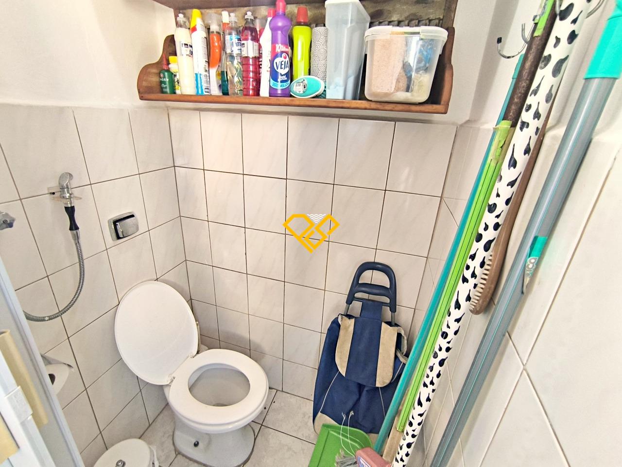 Apartamento à venda no Boqueirão: Wc de serviço