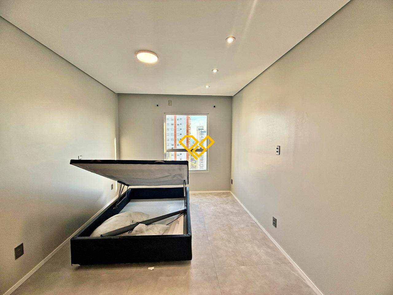 Apartamento à venda no Embaré: Dormitório 1 - suíte