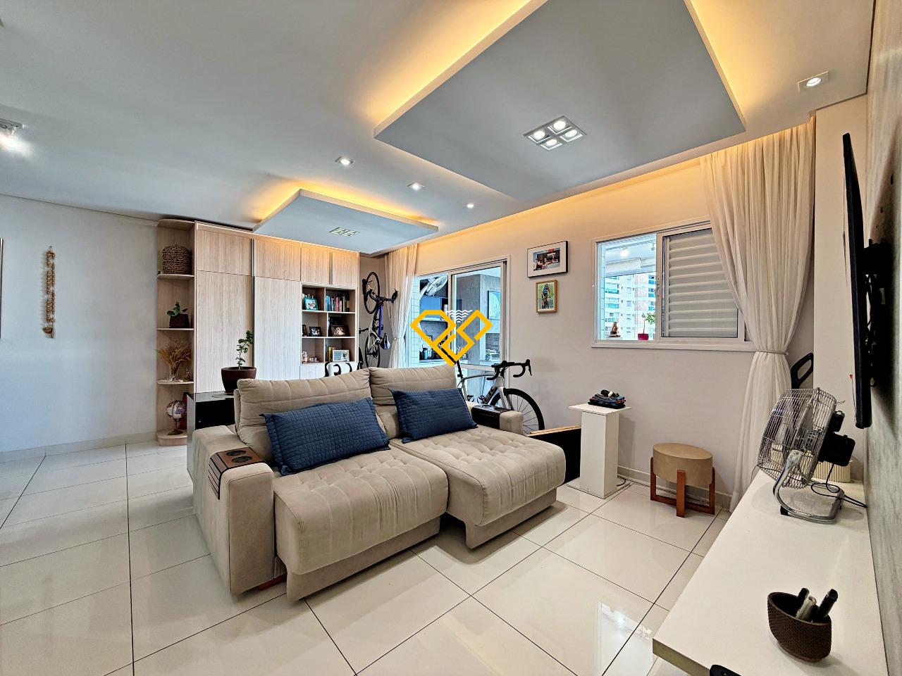 Apartamento à venda no Ponta da Praia: Sala