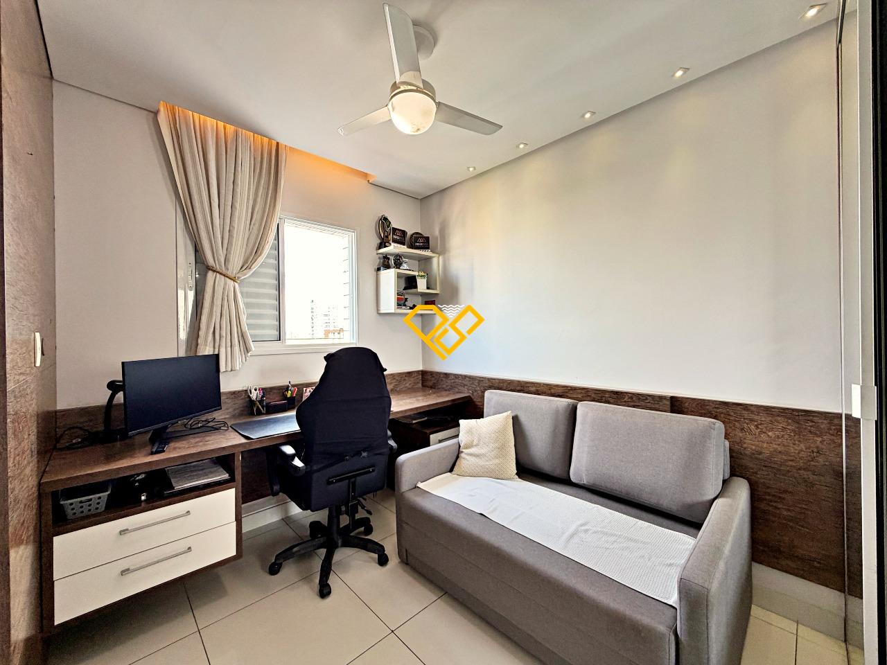 Apartamento à venda no Ponta da Praia: Suíte 2