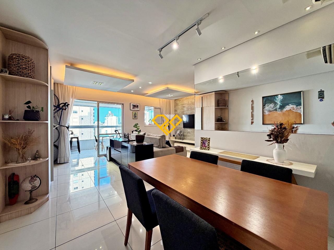 Apartamento à venda no Ponta da Praia: Sala