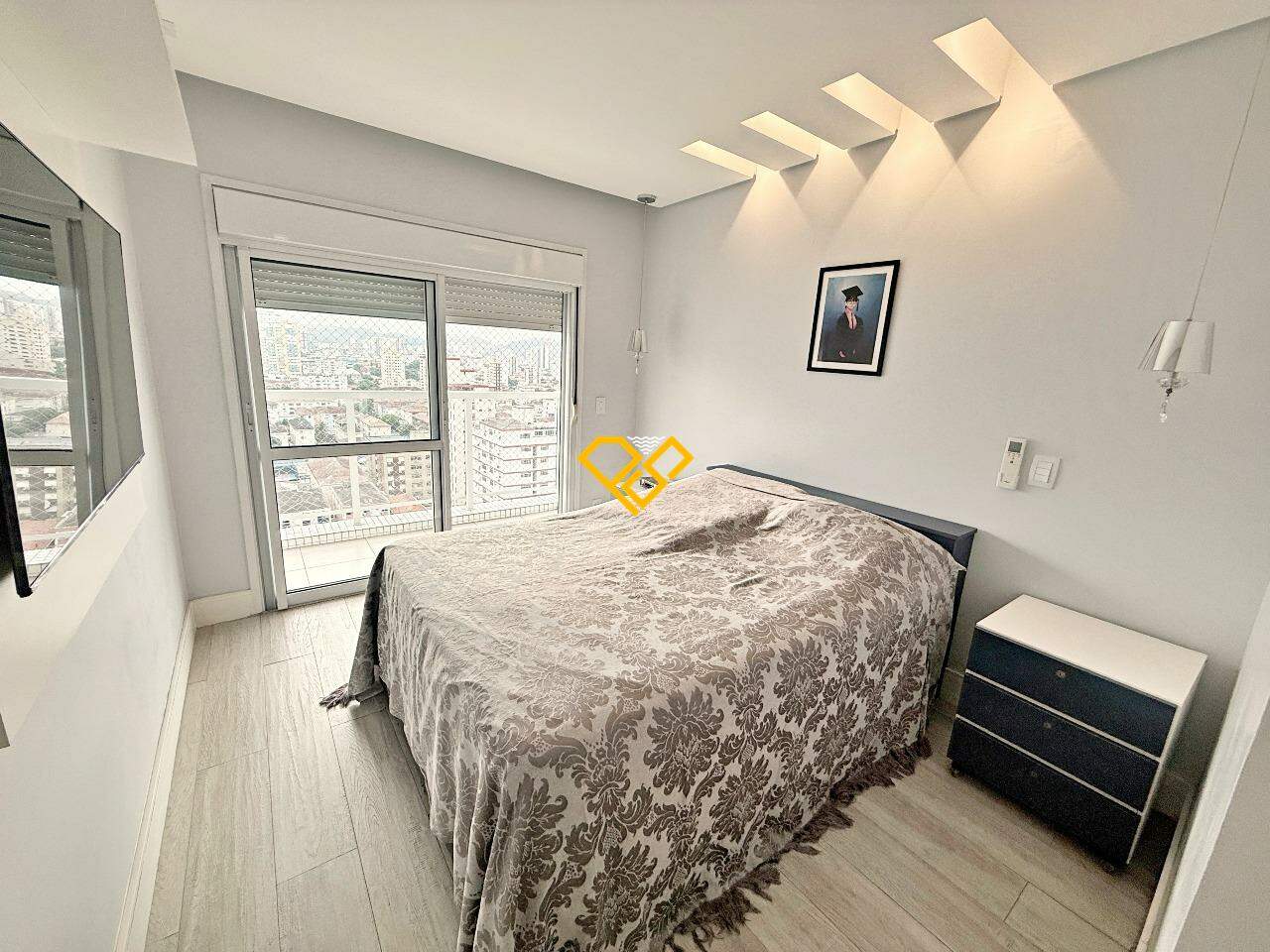 Apartamento à venda no Embaré: Dormitório 1 - suíte