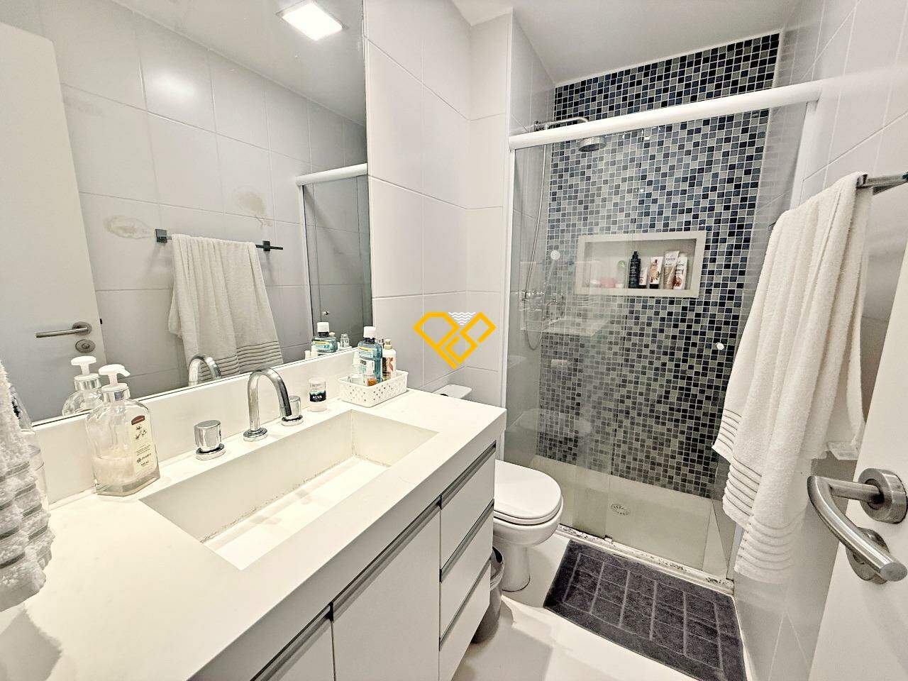 Apartamento à venda no Embaré: Wc suíte