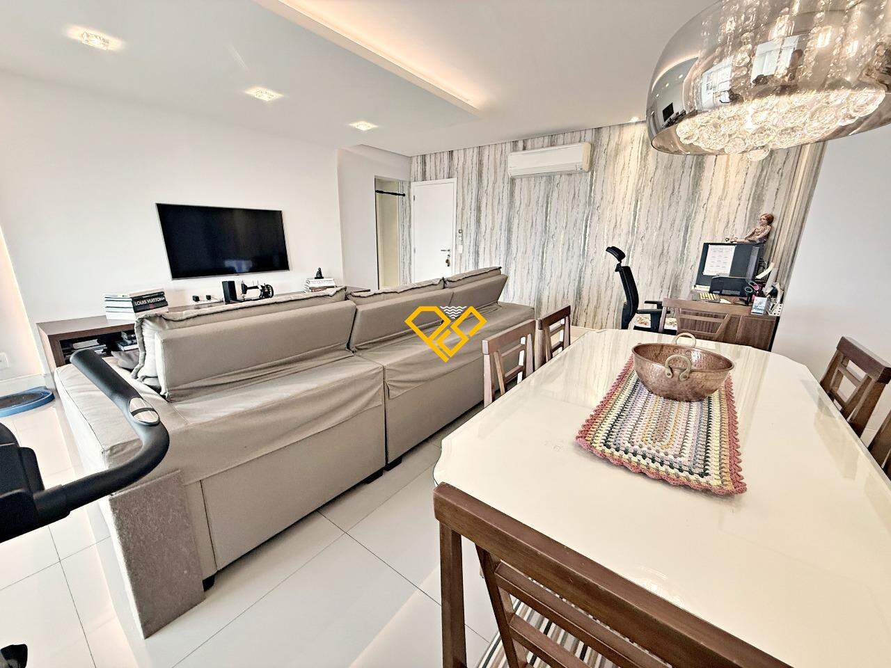 Apartamento à venda no Embaré: Sala