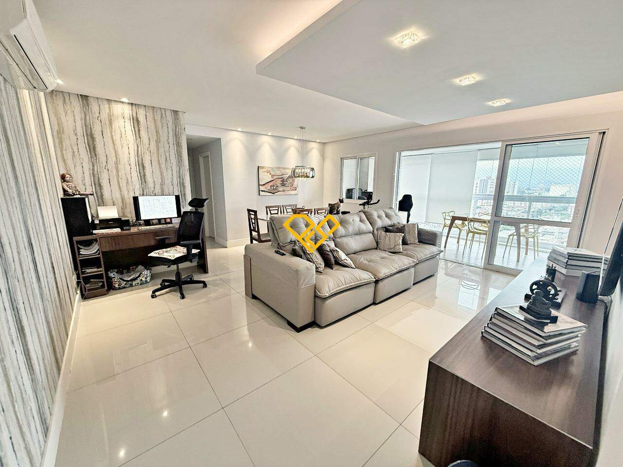 Apartamento à venda no Embaré: Sala