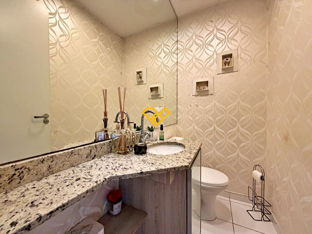 Apartamento à venda no Ponta da Praia: Lavabo