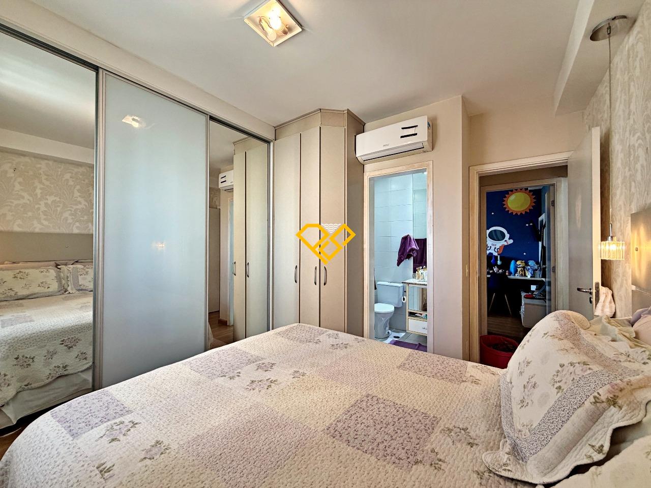 Apartamento à venda no Ponta da Praia: Dormitório 1 - suíte