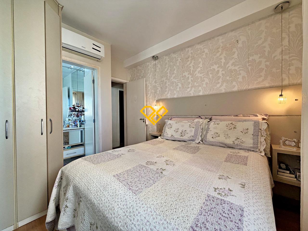 Apartamento à venda no Ponta da Praia: Dormitório 1 - suíte