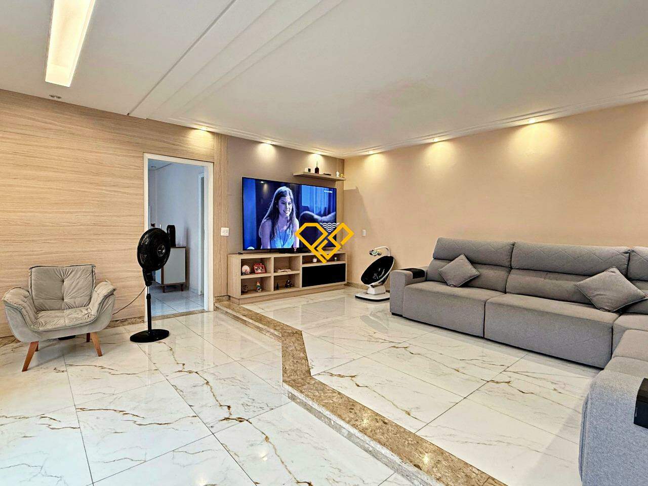 Sobreposta Baixa à venda no Aparecida: Sala