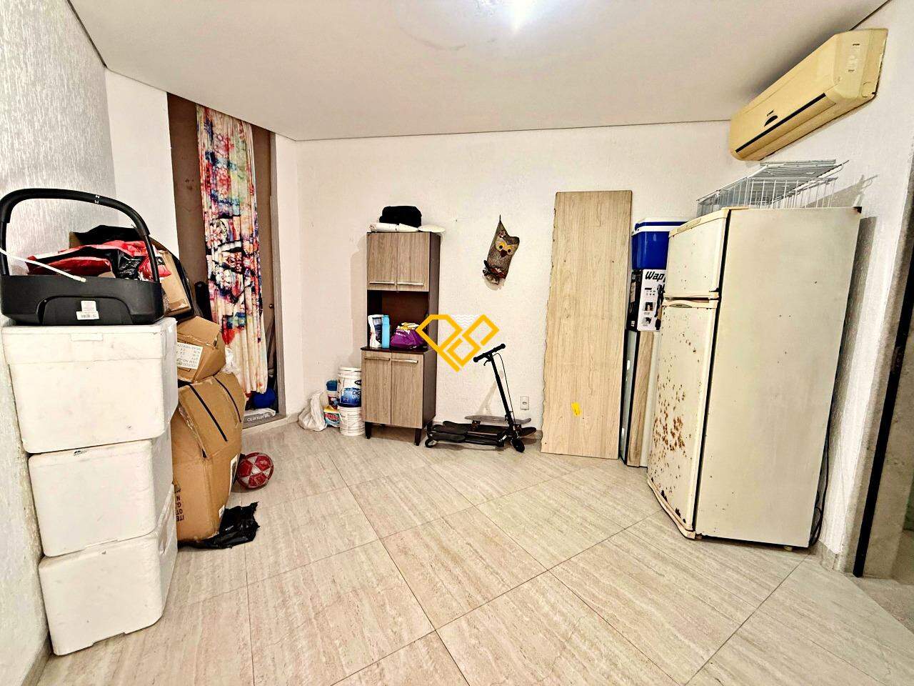 Sobreposta Baixa à venda no Aparecida: Edícula