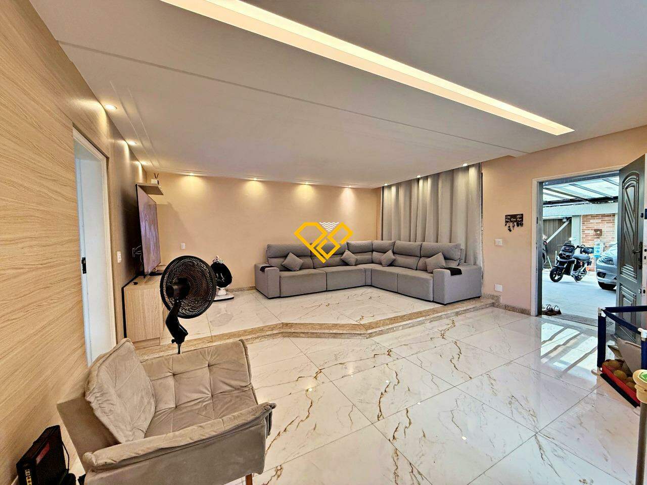 Sobreposta Baixa à venda no Aparecida: Sala